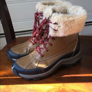 Clark’s Snow Boots 🥾